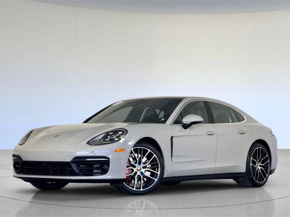 2023 Porsche Panamera S