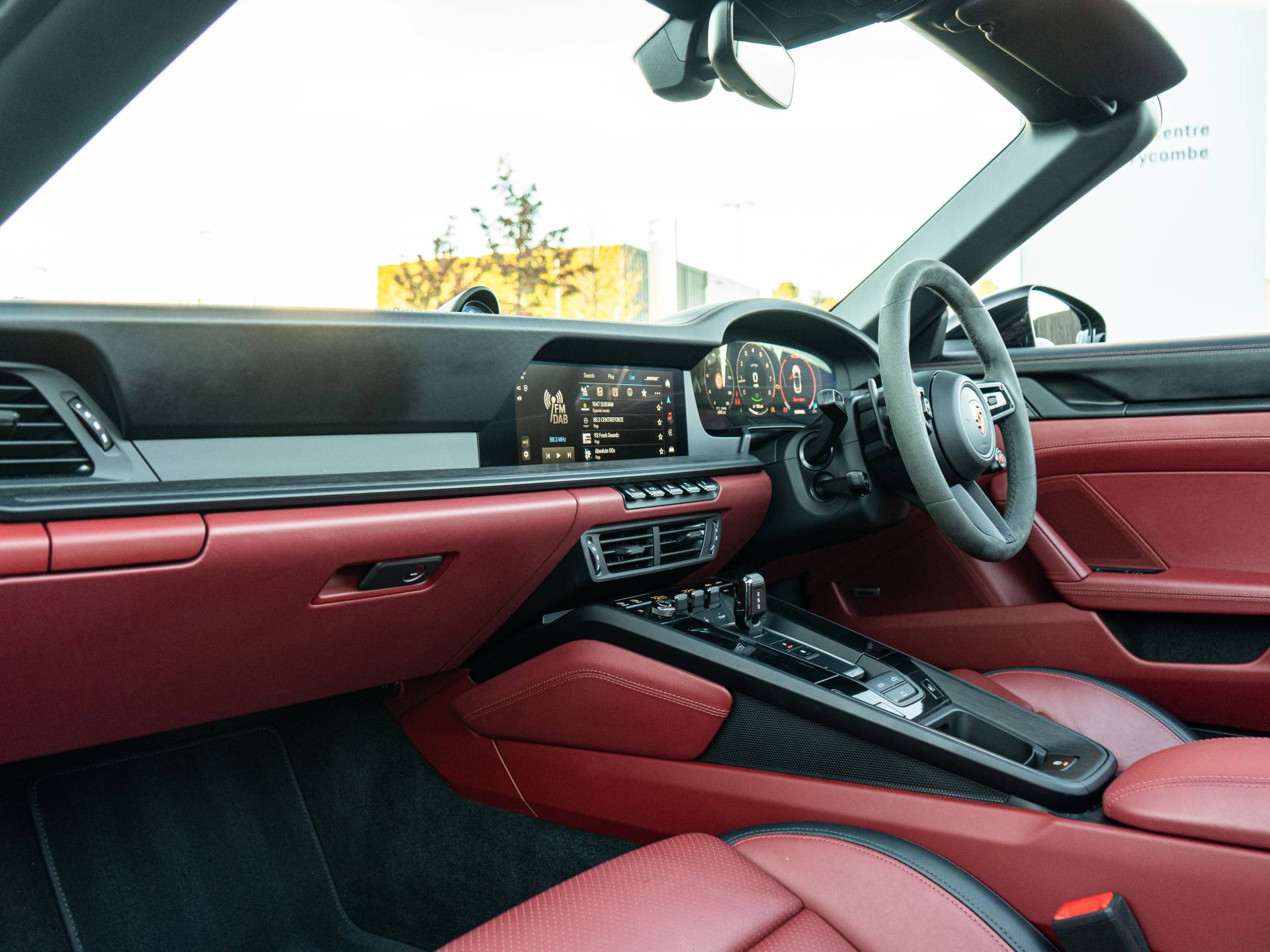 911 Carrera 4 GTS Cabriolet, photo 44 of 44