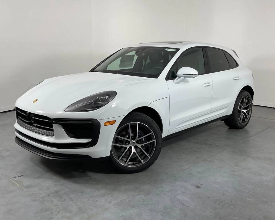 2025 Porsche Macan
