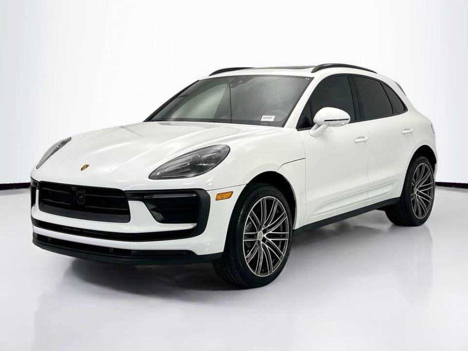 2026 Porsche Macan