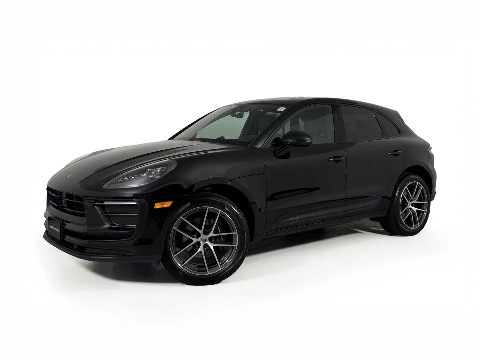 2025 Porsche Macan T