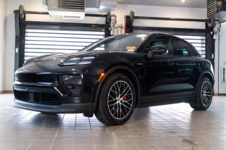 2025 Porsche Macan Macan 4S Electric's photo