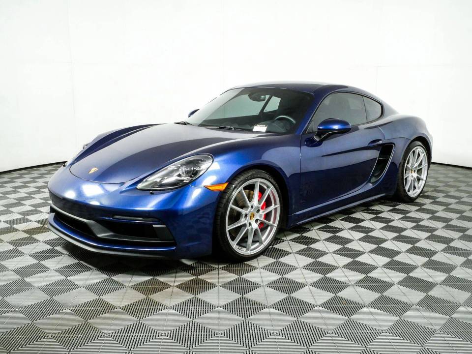 2024 Porsche 718