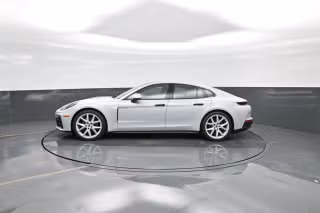 2025 Porsche Panamera Base - Photo 9