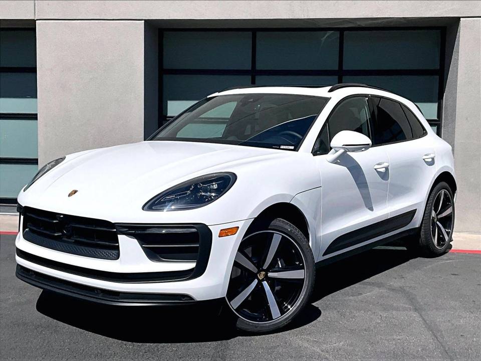 2026 Porsche Macan