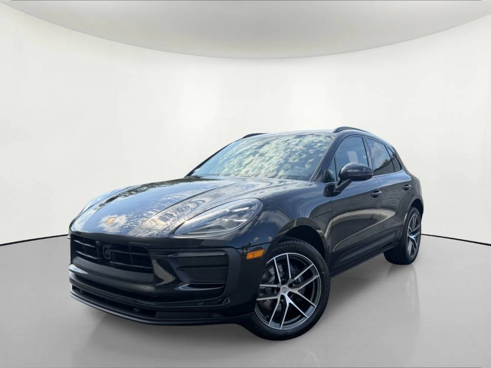2026 Porsche Macan
