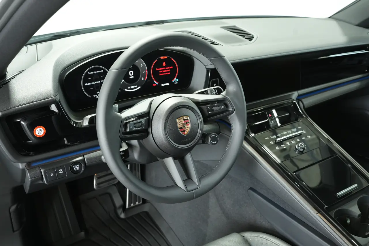 2025 Porsche Panamera Base - Photo 32