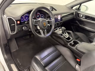 2023 Porsche Cayenne Coup 25