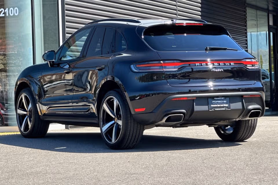 2026 Porsche Macan T - Photo 19