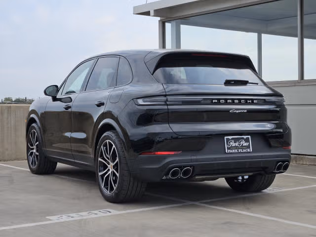 2026 Porsche Cayenne E-Hybrid - Photo 18