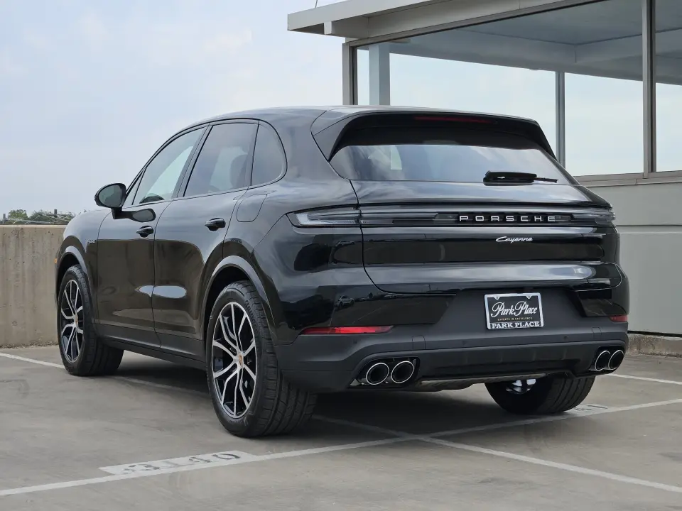 2026 Porsche Cayenne E-Hybrid - Photo 23