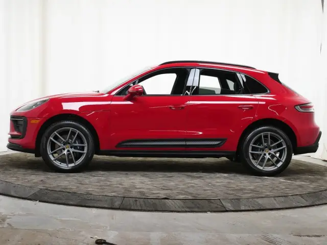 2026 Porsche Macan - Photo 14