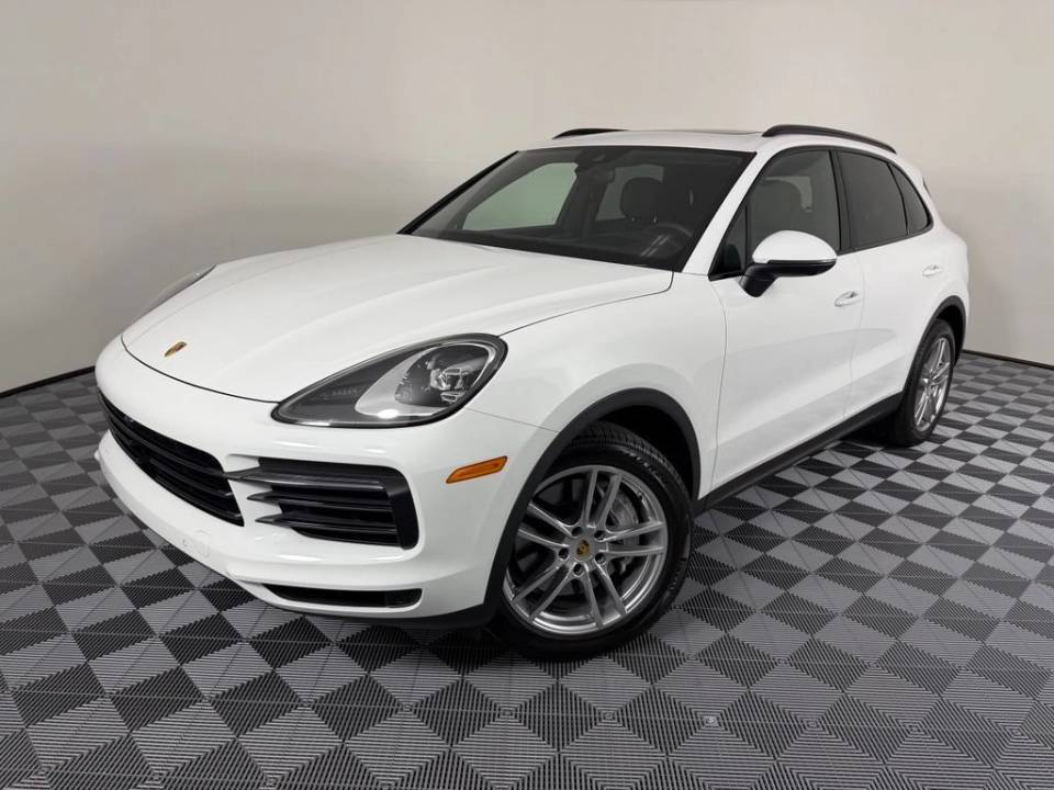 2023 Porsche Cayenne Base