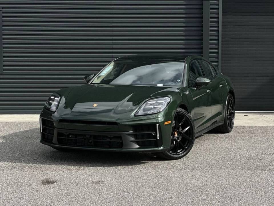 2026 Porsche Panamera