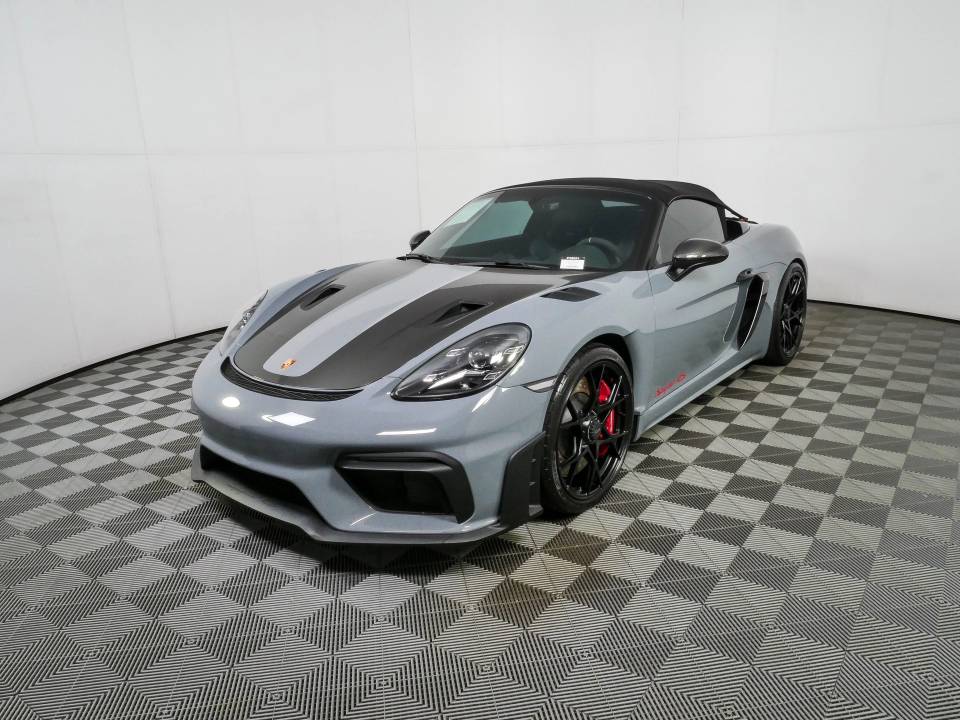 2024 Porsche 718