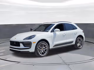 2026 Porsche Macan -'s photo