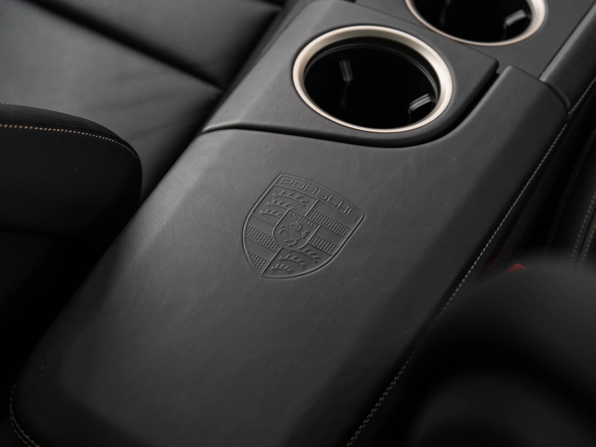 Taycan Turbo S, photo 56 of 56