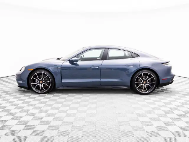 2026 Porsche Taycan Base - Photo 14