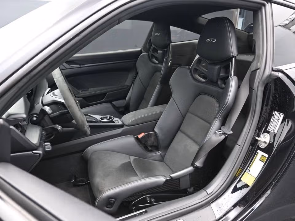 2022 Porsche 911 GT3 - Photo 35