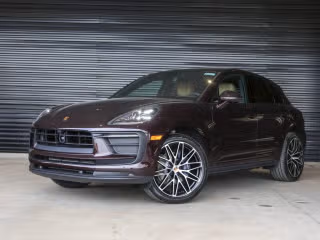 2026 Porsche Macan -'s photo