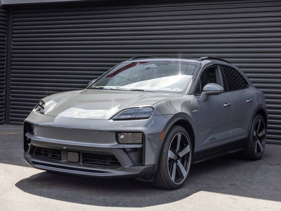 2026 Porsche Macan