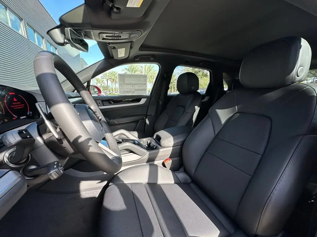2026 Porsche Cayenne Base - Photo 40