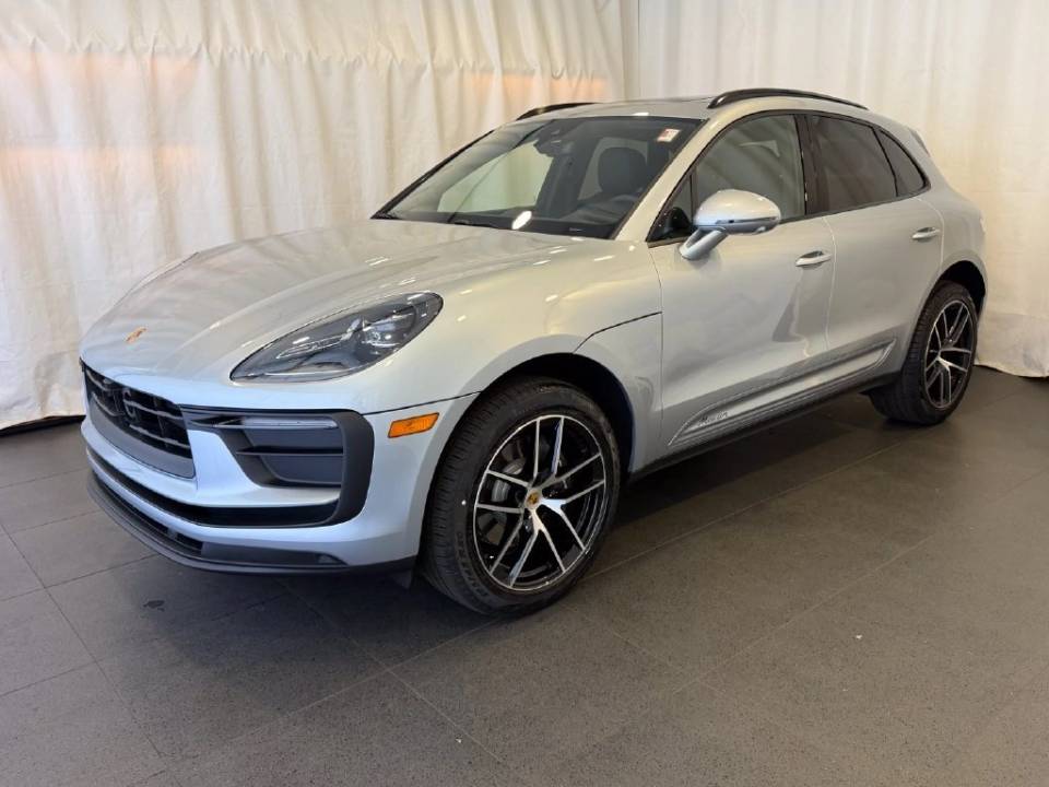 2026 Porsche Macan
