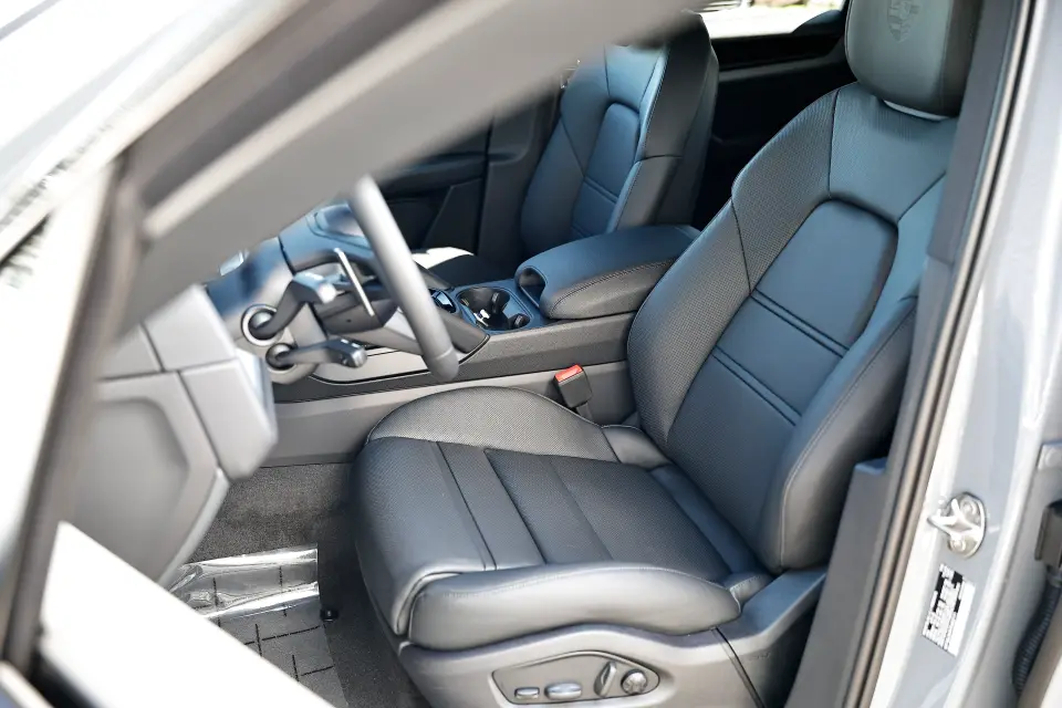 2026 Porsche Cayenne Coup S - Photo 39