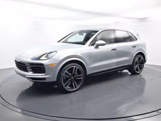 2023 Porsche Cayenne Platinum Edition's photo