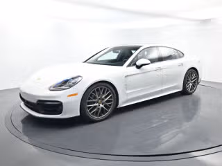 2023 Porsche Panamera