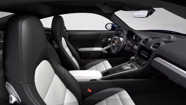 2018 Porsche 718 35