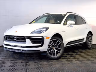 2026 Porsche Macan's photo