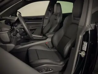 2025 Porsche Macan Base - Photo 37