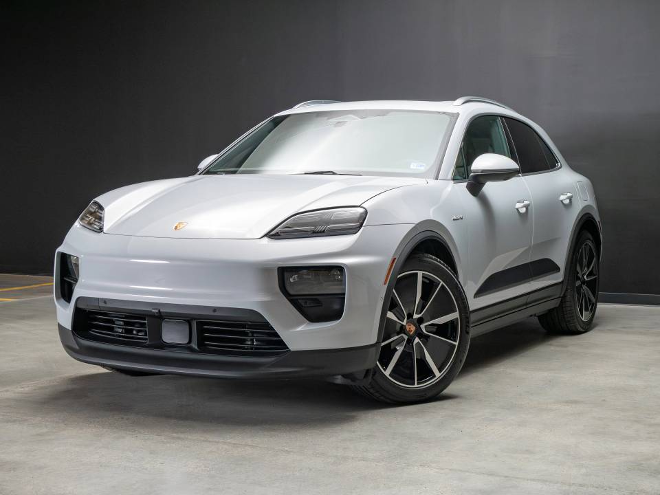 2026 Porsche Macan