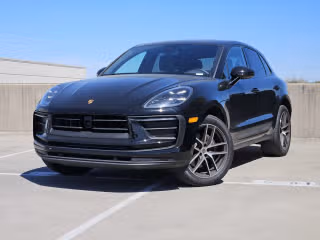 2026 Porsche Macan's photo