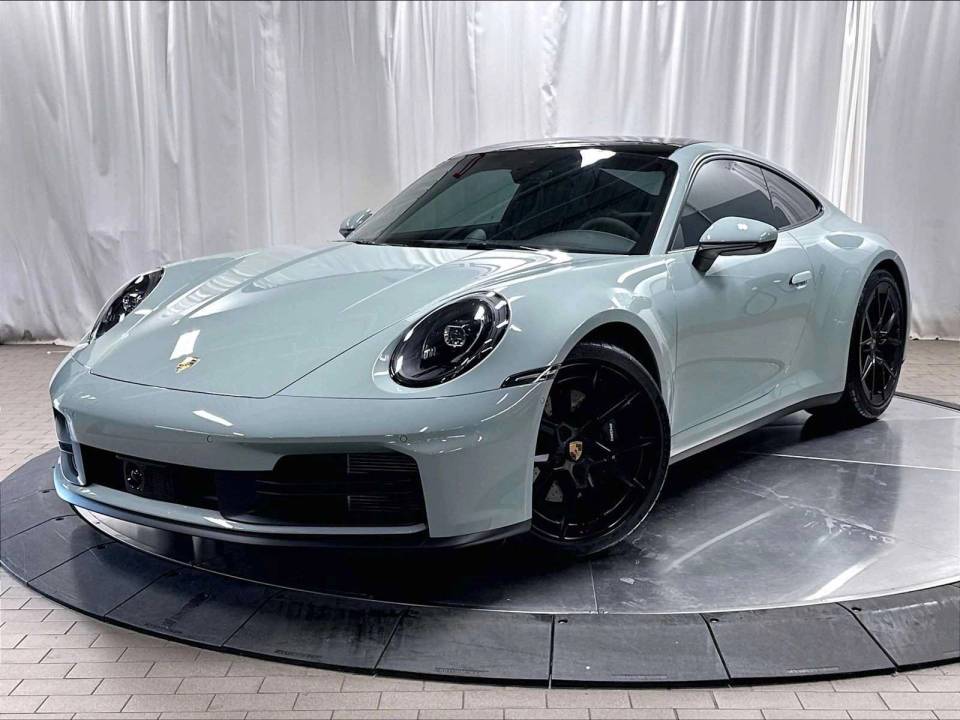 2025 Porsche 911