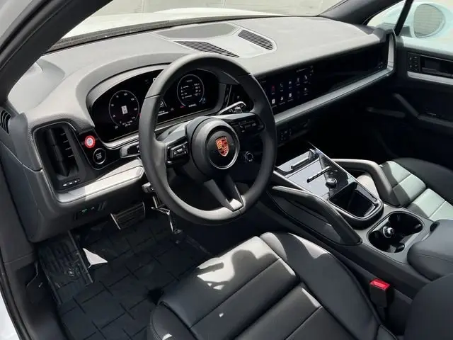 2026 Porsche Cayenne Base - Photo 31