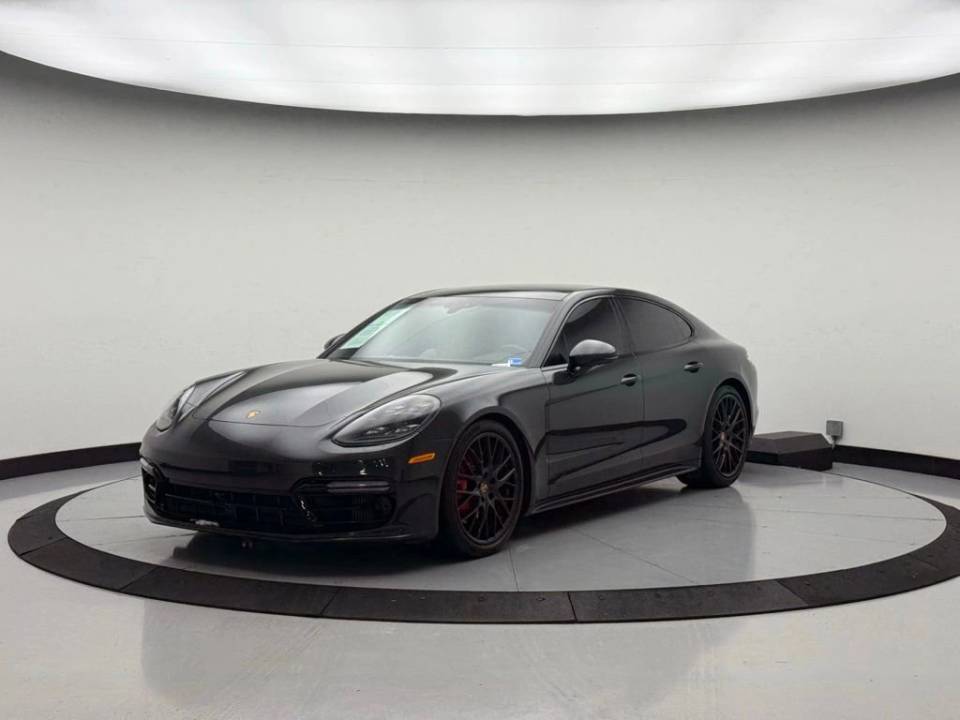 2020 Porsche Panamera GTS