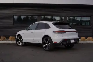 2026 Porsche Macan - Photo 21