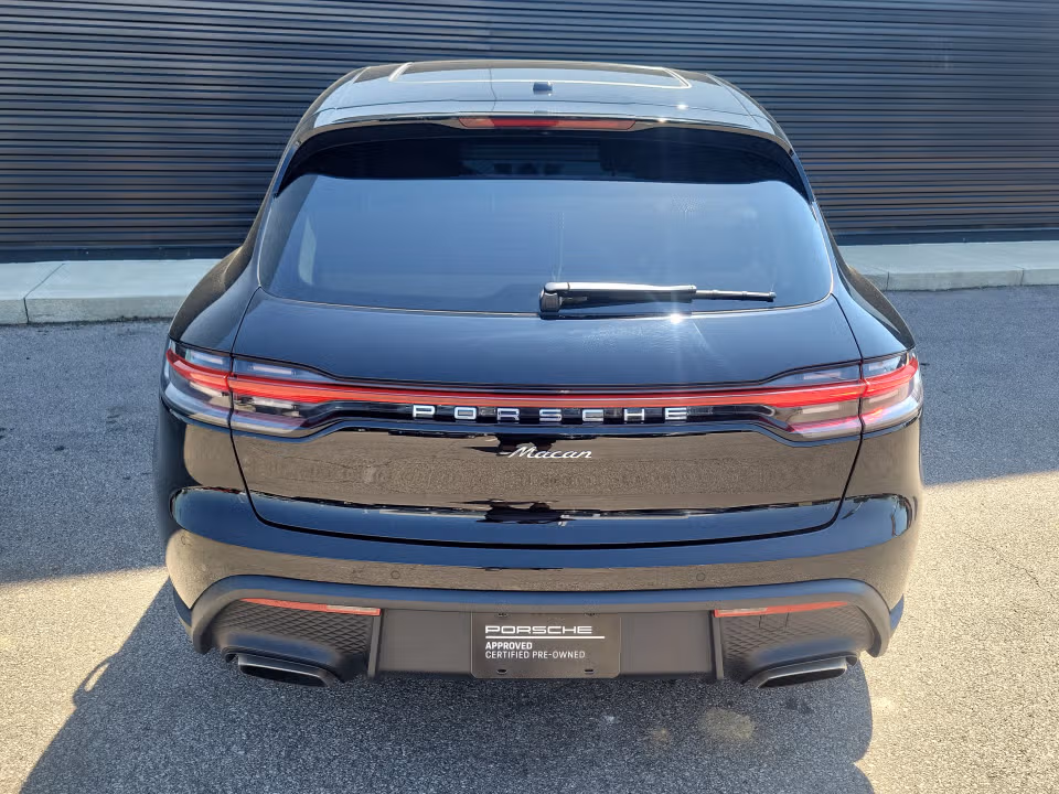 2025 Porsche Macan Base - Photo 27