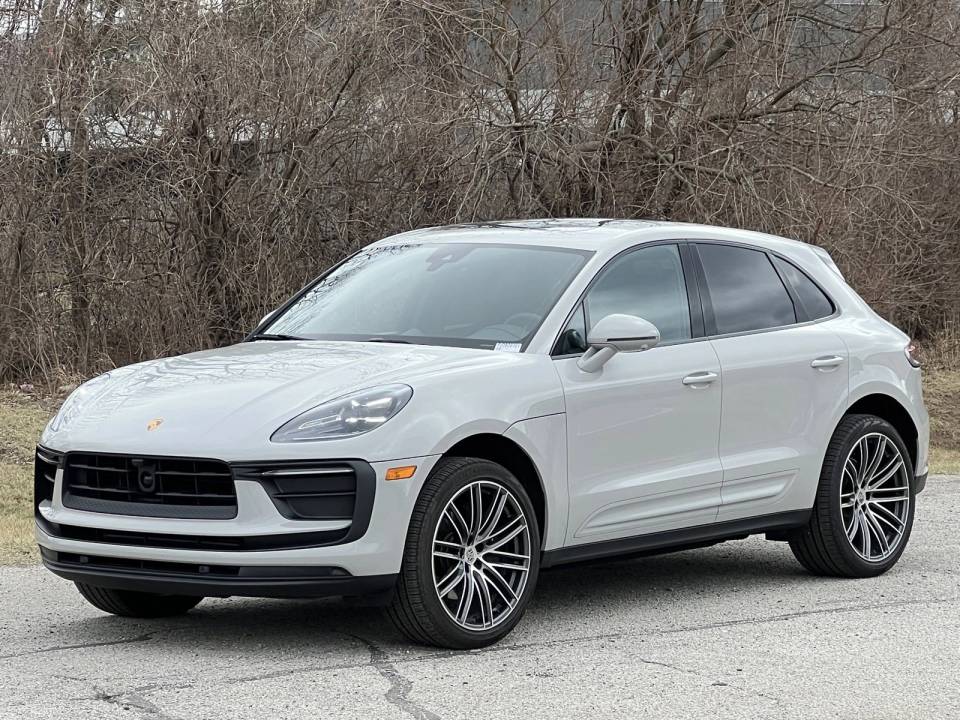 2025 Porsche Macan