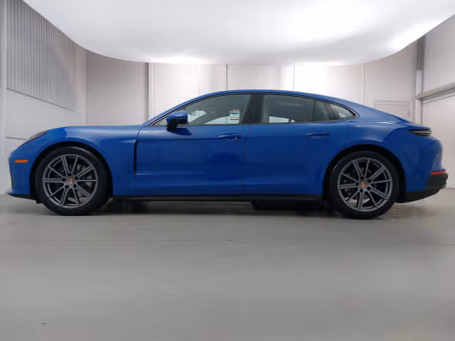 2026 Porsche Panamera Base - Photo 10