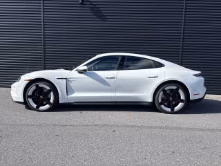 2026 Porsche Taycan Base - Photo 9