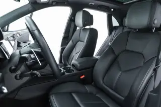 2026 Porsche Macan Base - Photo 37