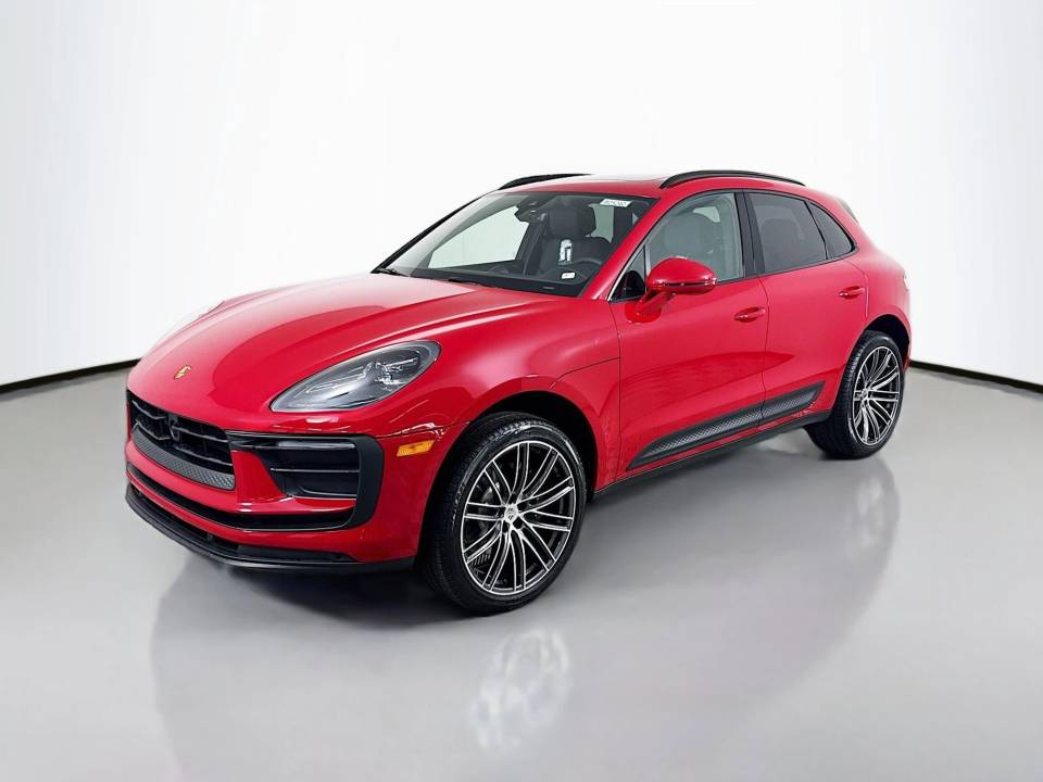 2025 Porsche Macan T