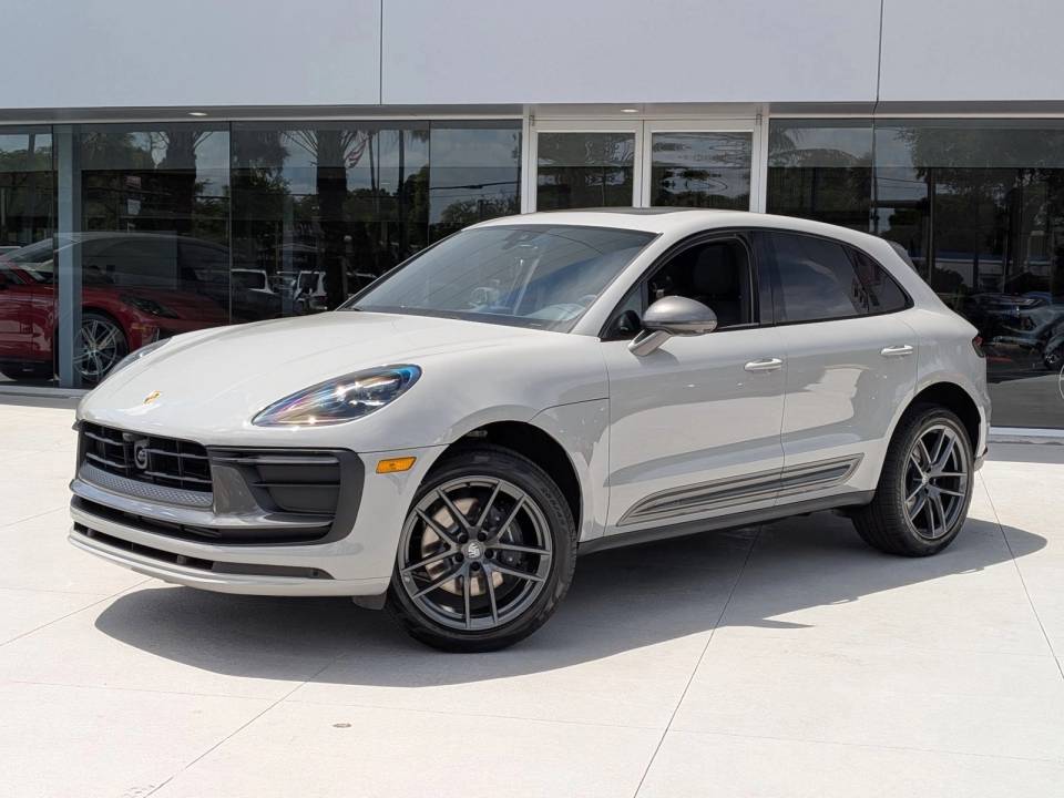 2026 Porsche Macan T