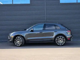 2025 Porsche Macan Base - Photo 13