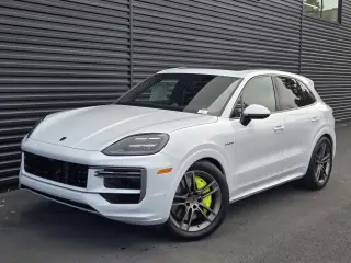 2026 Porsche Cayenne Turbo E-Hybrid