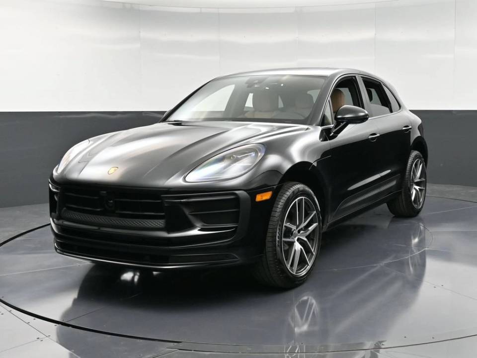 2026 Porsche Macan