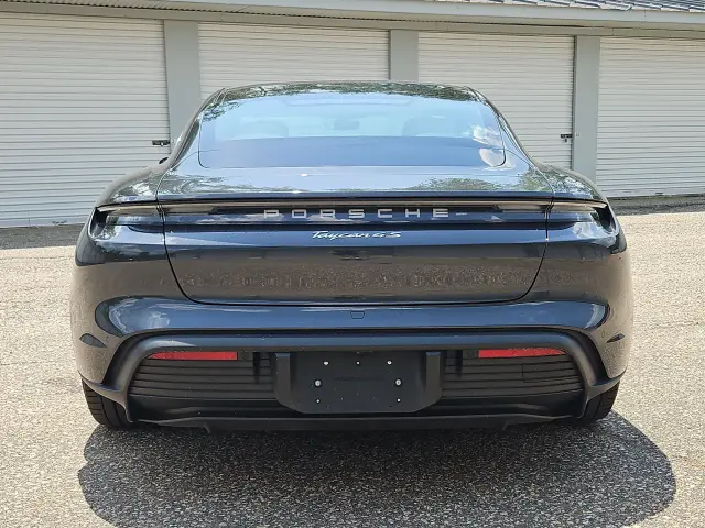 2024 Porsche Taycan S - Photo 38
